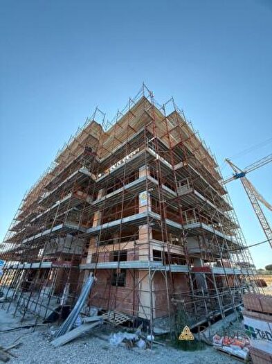 Appartamento trilocale in vendita in Via Alberto Franchetti, Roma