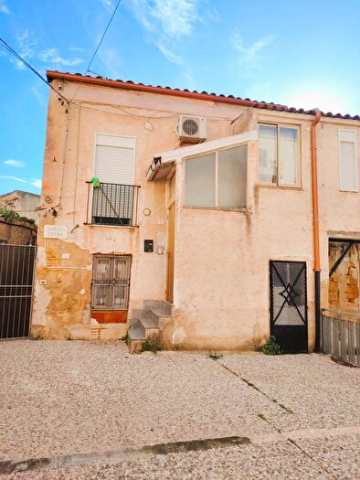 Appartamento trilocale in vendita in Largo Cutaia, Agrigento