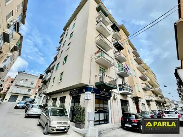 Appartamento con 5 locali in vendita in Via Puglia, Canicatti'
