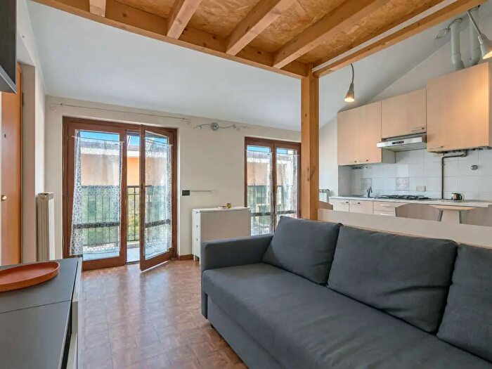 Appartamento bilocale in vendita in Via Cavour c, Grezzago