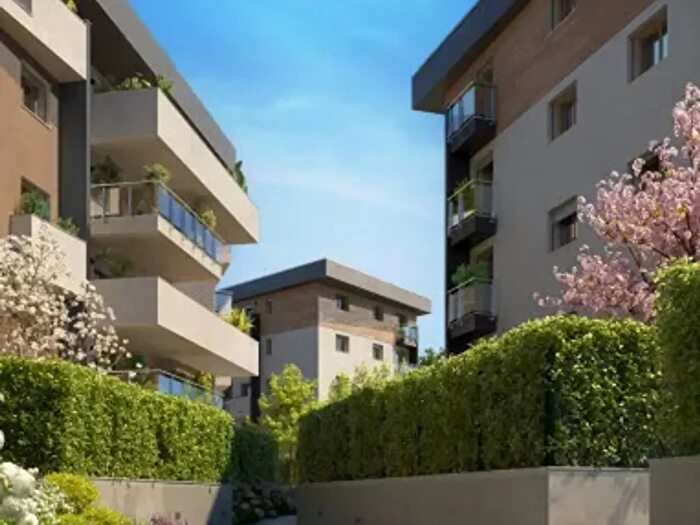 Appartamento quadrilocale in vendita in Via Camillo Benso di Cavour, Melzo