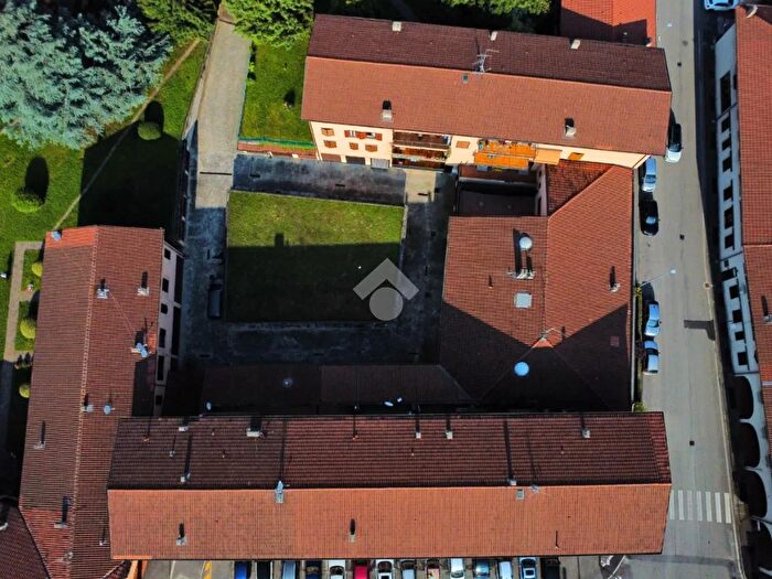 Appartamento trilocale in vendita in Piazza Vittorio Emanuele II, Dalmine