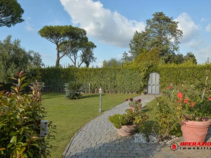 Casa trilocale in vendita in Via Tor di Sasso, Roma