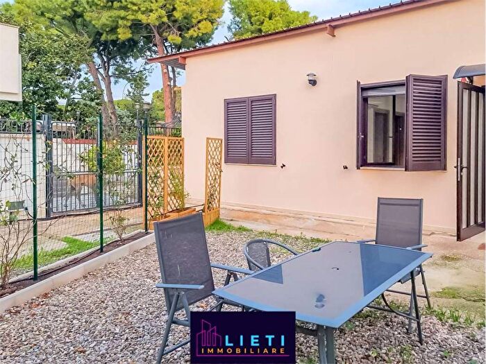 Appartamento trilocale in affitto in Via Aragoste, San Vito Carelli, Taranto