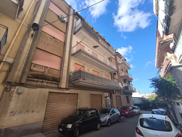Appartamento con 6 locali in vendita in Cagliari, Carini