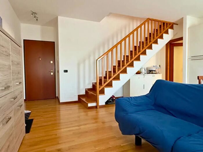 Appartamento con 5 locali in affitto in Rubano