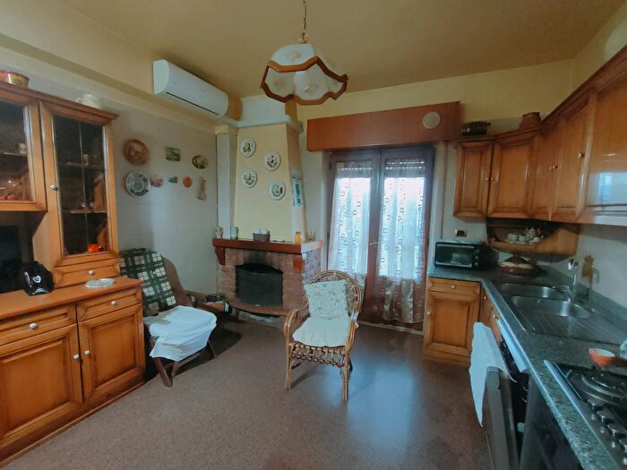 Appartamento trilocale in affitto in Via Sbarre Superiore Diramazione Lombardo, Reggio Calabria