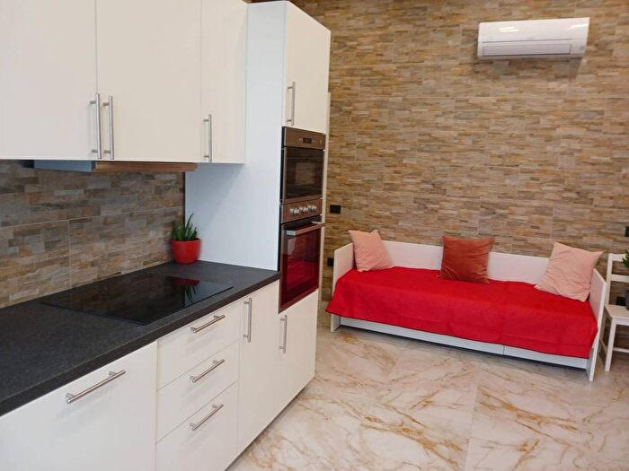 Appartamento bilocale in affitto in Centro, Carrara