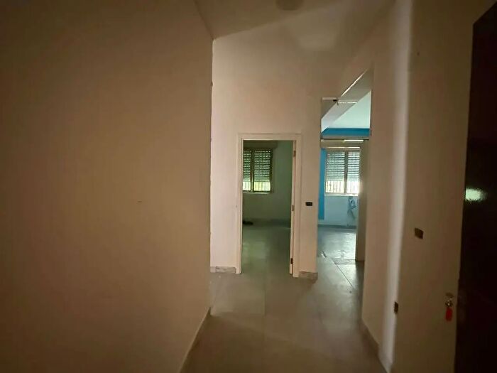 Appartamento bilocale in affitto in Via delle Messi, Napoli