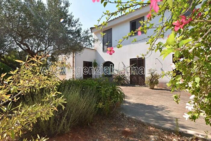 Casa con 5 locali in vendita in Via Trapani, Marsala