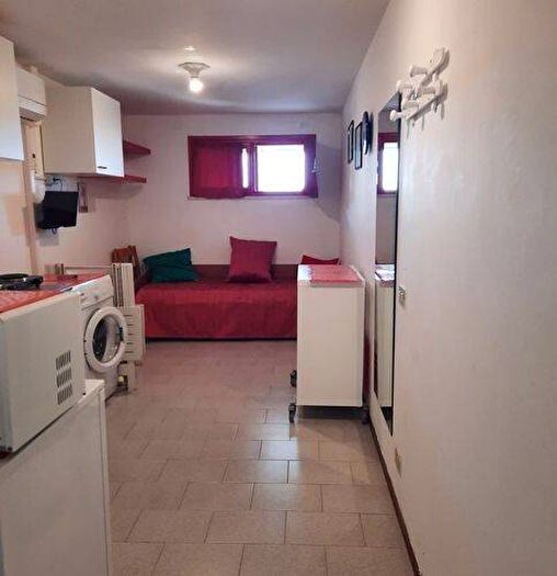 Appartamento monolocale in affitto in Via Francesco Podesti, Saline, Senigallia