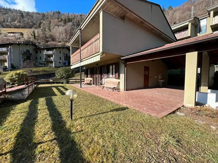 Casa quadrilocale in vendita in Via Gasparini, Ardesio