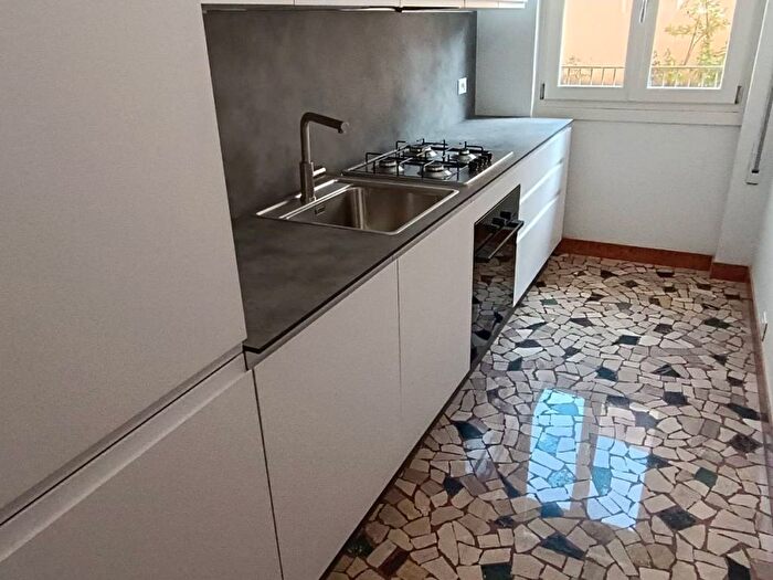 Appartamento trilocale in affitto in Piazza Giuseppe Garibaldi, Piazze Duomo, Padova