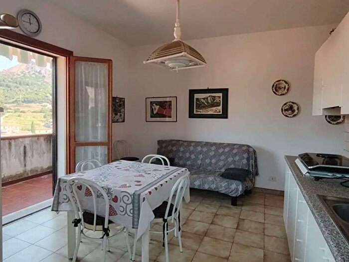Appartamento trilocale in vendita in Località Bocchetto, Porto Azzurro