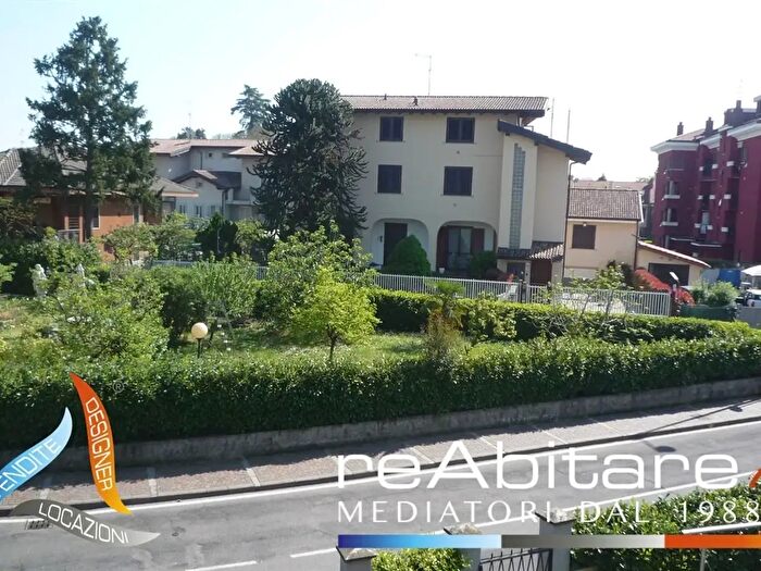 Case in Vendita e in Affitto - 3