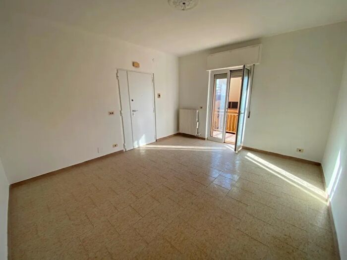 Appartamento trilocale in vendita in Via Pietà, Casamassima