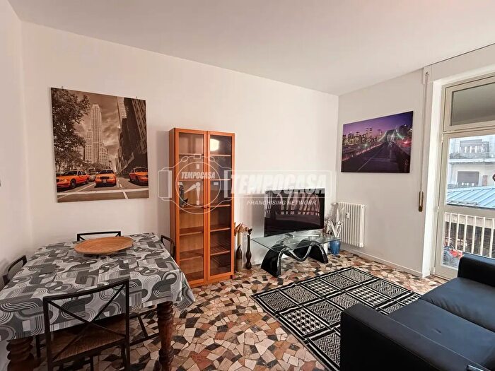 Appartamento bilocale in vendita in Via Brogeda, Como