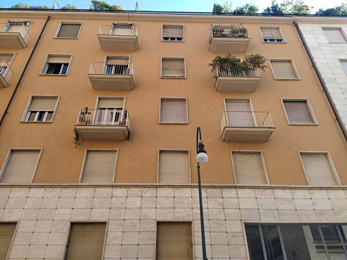 Appartamento monolocale in affitto in via Giannone, Piazza Solferino Corso Matteotti, Torino