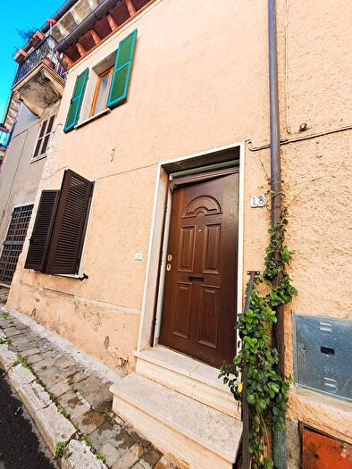 Appartamento quadrilocale in vendita in Strada Statale, Alviano