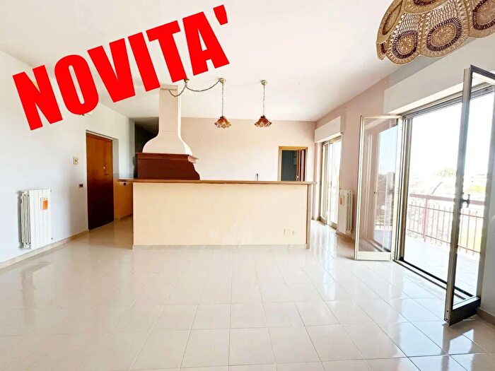 Appartamento trilocale in affitto in Corato