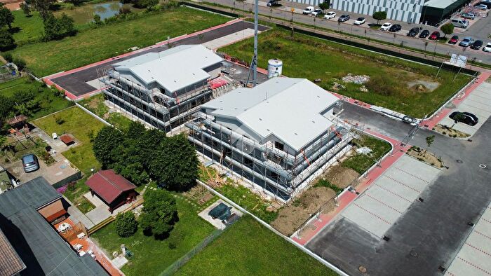 Case in Vendita e in Affitto - 3