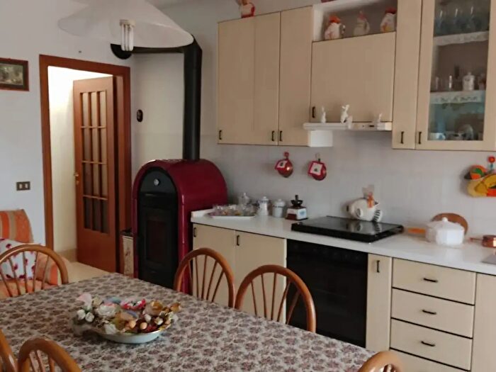 Casa con 8 locali in vendita in Corbola Via Nuova, Corbola