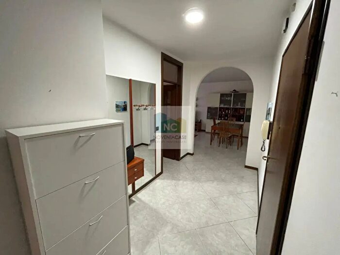 Appartamento con 5 locali in vendita in Via Salvo d'Acquisto, Noventa Padovana