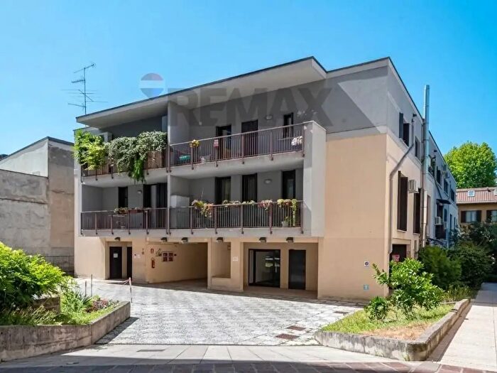Appartamento bilocale in vendita in Viale Certosa, Milano