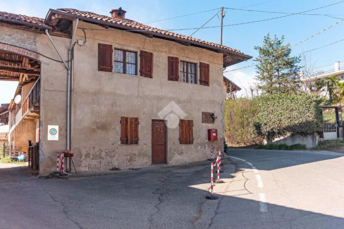 Casa con 5 locali in vendita in Via Costa, San Francesco Al Campo