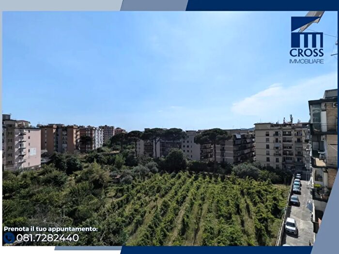 Appartamento trilocale in affitto in Via dell'Epomeo, Napoli