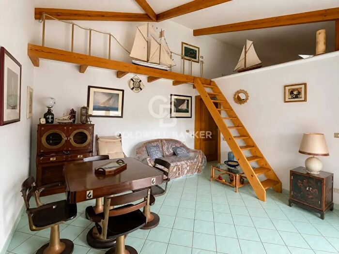 Casa trilocale in vendita in Via del Maestrale, Anzio