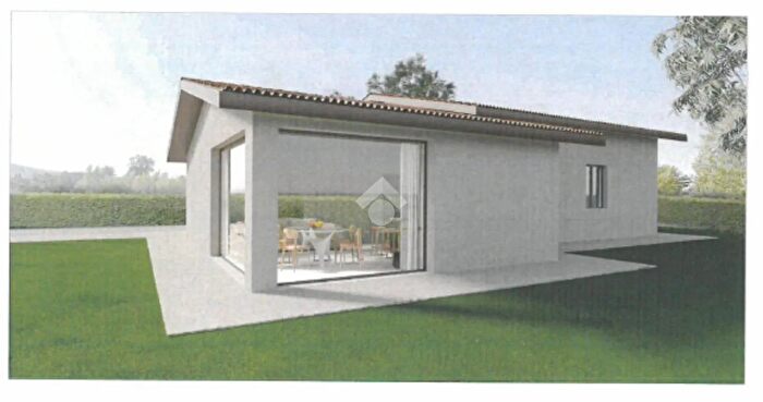 Casa quadrilocale in vendita in Str di Santa Maria Rossa, Perugia