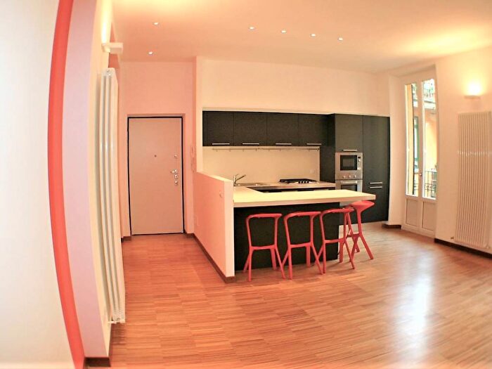 Appartamento trilocale in affitto in Via Marghera, Vercelli Wagner, Milano