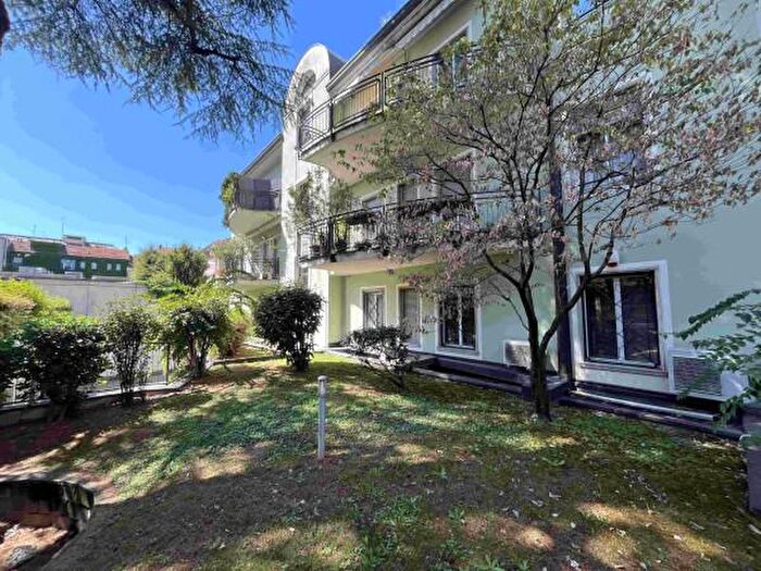 Appartamento quadrilocale in vendita in Via Maggio, Busto Arsizio