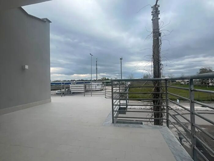 Appartamento con 5 locali in vendita in Castel Volturno