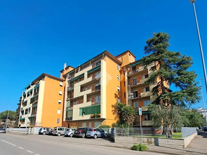 Appartamento quadrilocale in vendita in Via Adolfo Fanfani, Scandicci