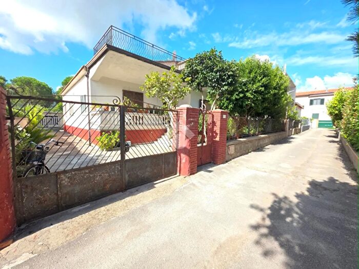 Casa con 7 locali in vendita in Viale Picone, SantAgata De Goti