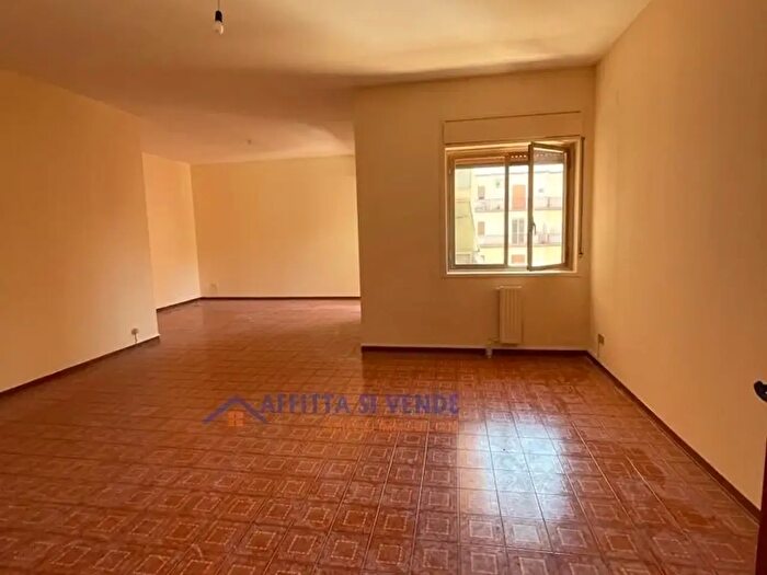 Appartamento con 5 locali in affitto in Viale Zecchino, Siracusa
