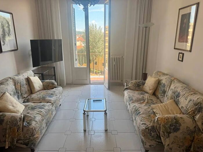 Appartamento quadrilocale in affitto in Via Benedetto Marcello, Firenze