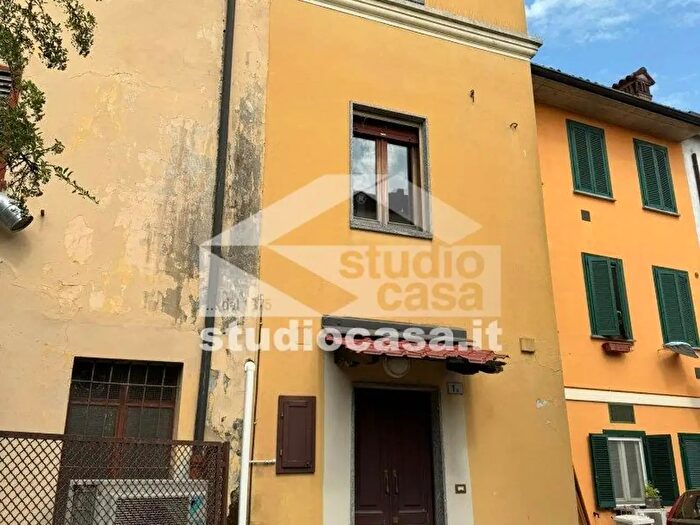 Casa con 5 locali in vendita in Via Garibaldi, Belgioioso