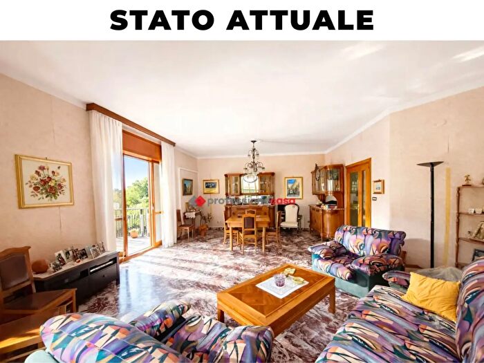 Appartamento con 5 locali in vendita in Via Valentini Vista Franco, Foggia