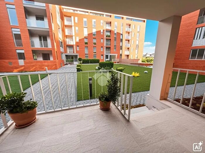 Appartamento quadrilocale in vendita in Via Enrico Berlinguer, Gricignano Di Aversa