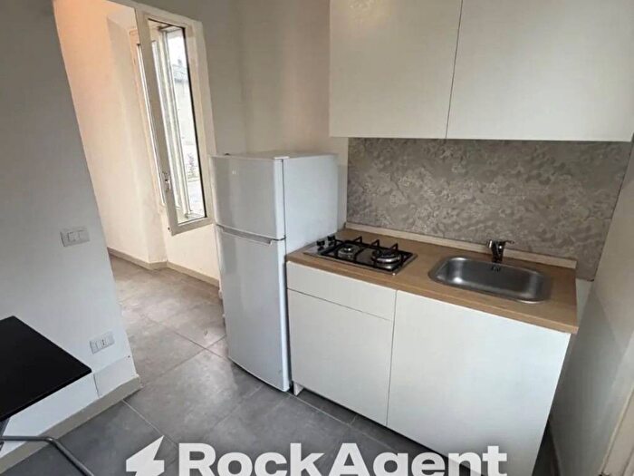 Appartamento monolocale in affitto in Via Toschi, Centro Storico, Reggio Emilia