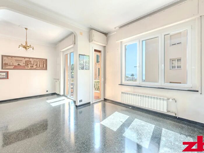 Appartamento con 7 locali in vendita in Via Piero Gobetti, Genova