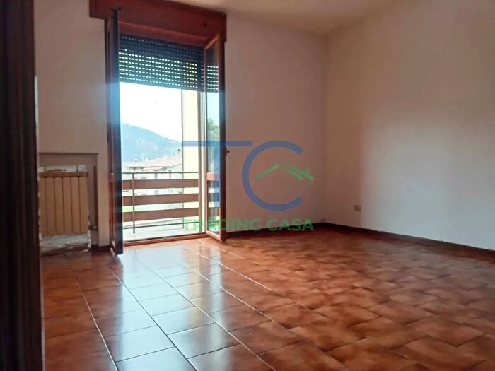 Appartamento quadrilocale in vendita in Via Santa Lucia, Ponte DellOlio