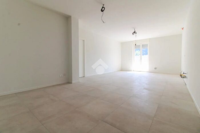 Appartamento bilocale in vendita in Via Roma, Sabbio Chiese