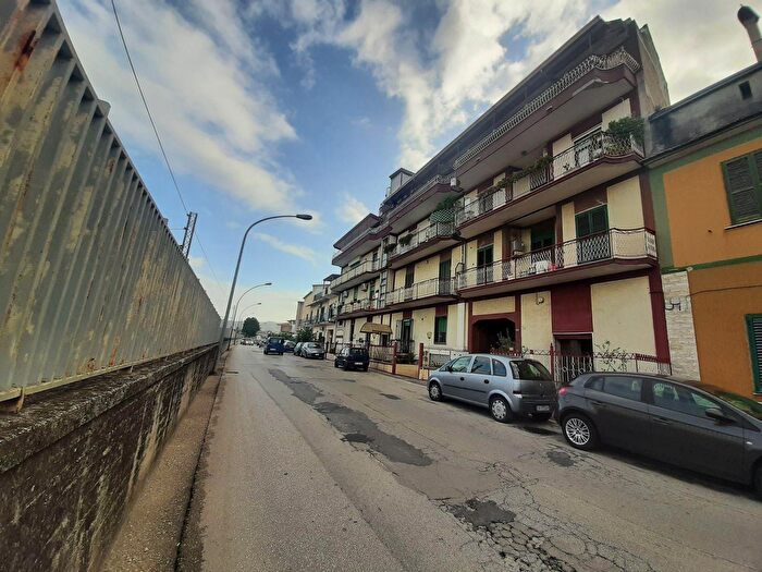 Appartamento quadrilocale in vendita in di Circumvallazione Marianna Gadola, Recale