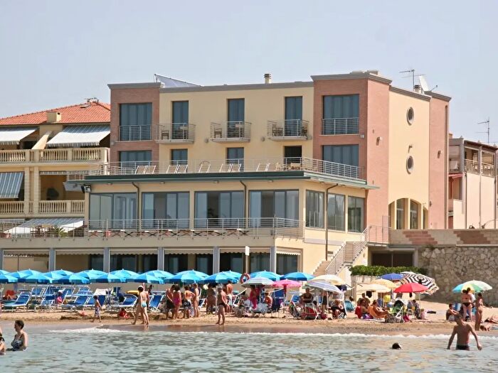 Appartamento bilocale in affitto in Corso Italia, San Vincenzo