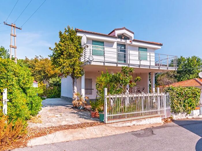 Casa quadrilocale in vendita in Via Torsero, Ceriale