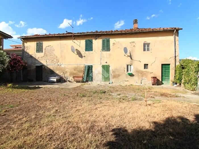 Casa quadrilocale in vendita in Via Pineta, Monsummano Terme